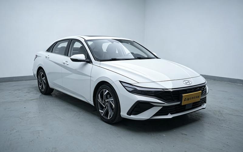 Hyundai Elantra 2023