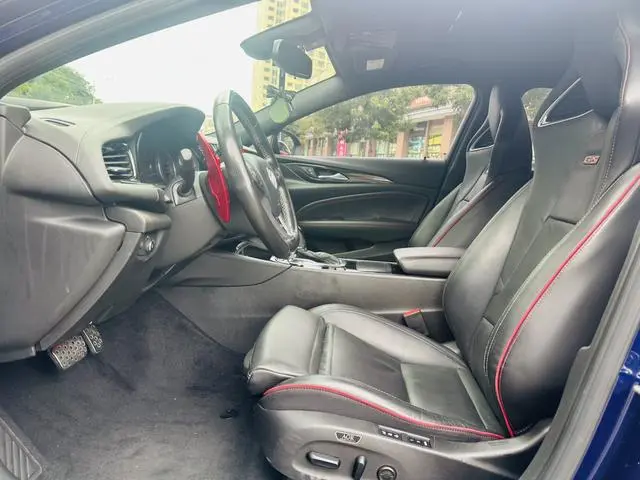 Buick Regal GS 28T Premium type
