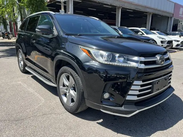 TOYOTA Highlander 2.0T four-wheel drive deluxe edition 7-seater Country V