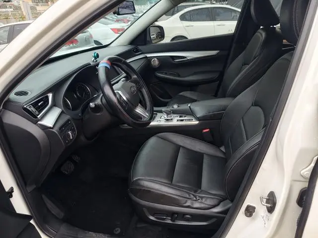 Infiniti Infiniti QX50 2.0T two-wheel drive fashion version