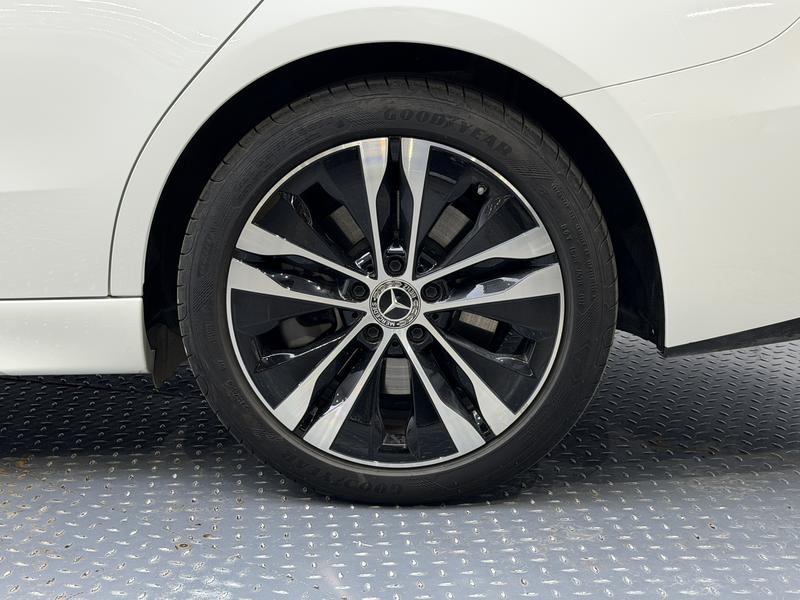 Mercedes-Benz Mercedes Benz C-Class PHEV 2023