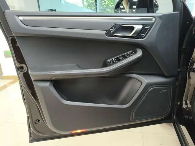 Porsche Macan Macan 2.0T