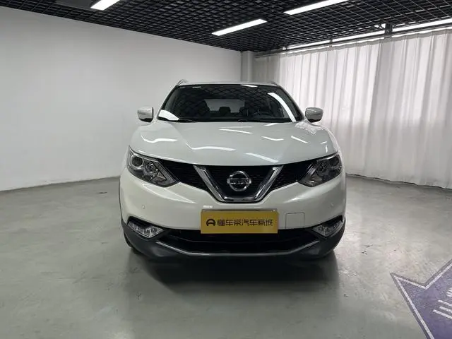 Nissan Qashqai 2.0L CVT Smart Enjoy Edition Country V