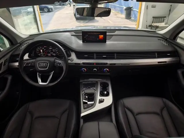 Audi Audi Q7 40 TFSI S line sporty