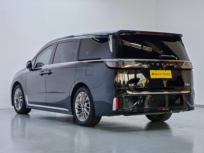 Voyah Lantu Dreamer PHEV 2024