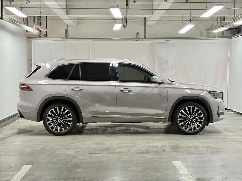 Geely Emgrand L 2024