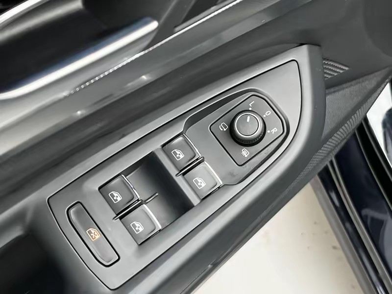 Volkswagen Passat 2024
