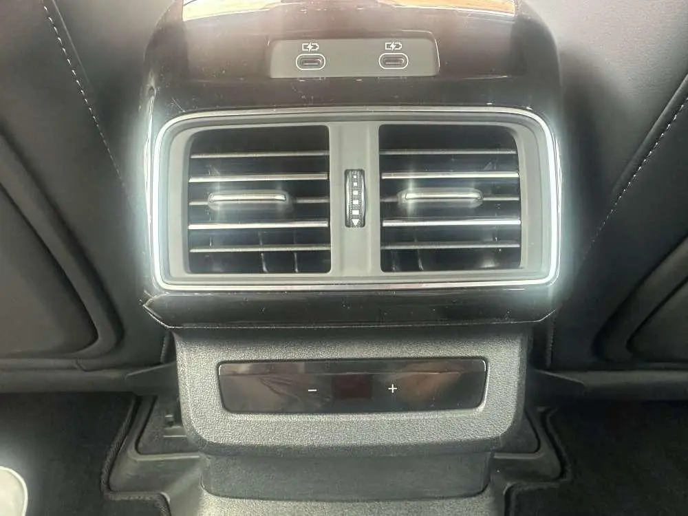 Audi Audi Q5L 2.0T Exclusive edition for tens of millions of users