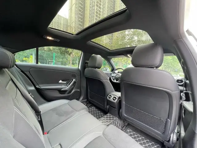 Mercedes-Benz Mercedes-Benz A-class A 180 L sports sedan