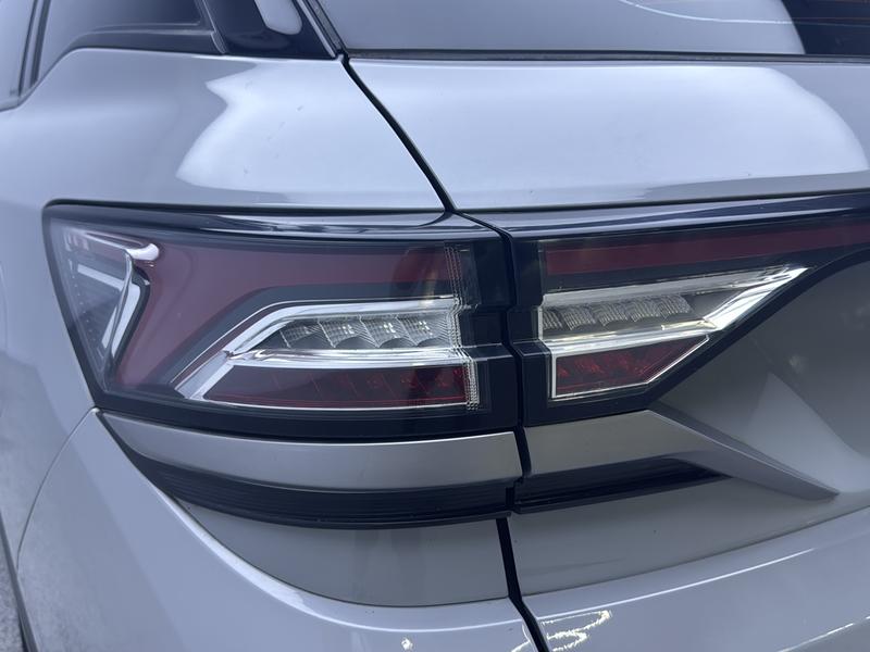Aeolus Dongfeng Fengshen AX7 2022