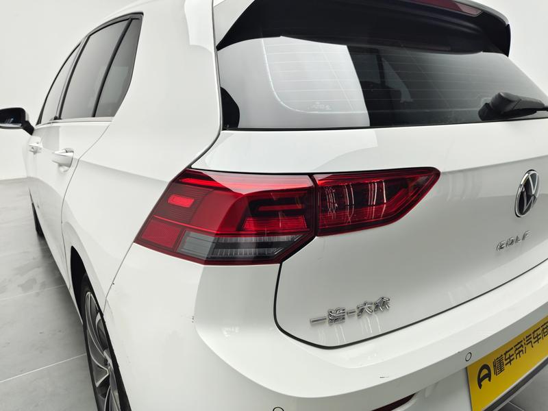 Volkswagen golf 2023