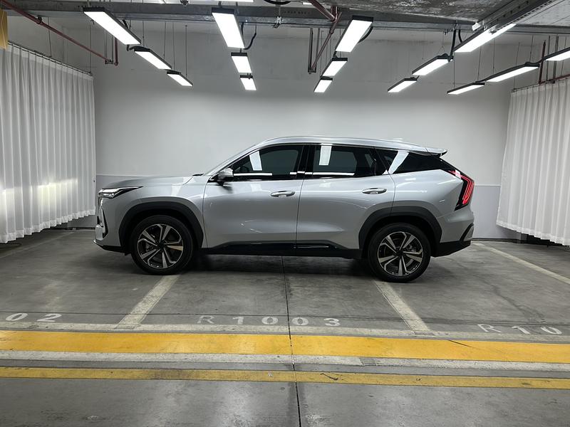 Geely Boyue L 2025