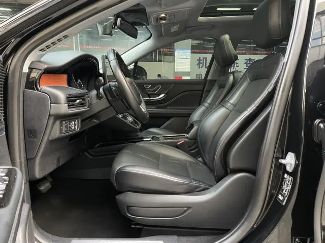 Lincoln Adventurer 2.0T two-wheel drive Zunya edition