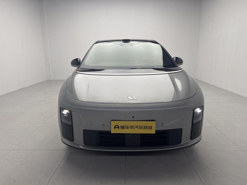 Li Auto Ideal i6 2025