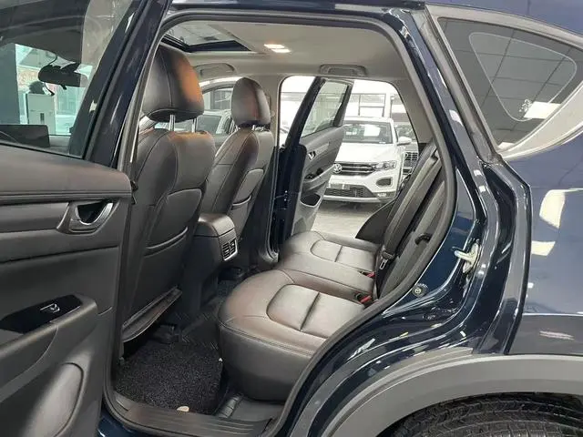 Mazda Mazda CX-5 2.0L automatic two-wheel drive Zhishang type