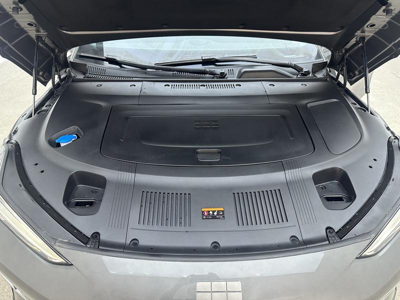 Geely Galaxy Galaxy E8 2024
