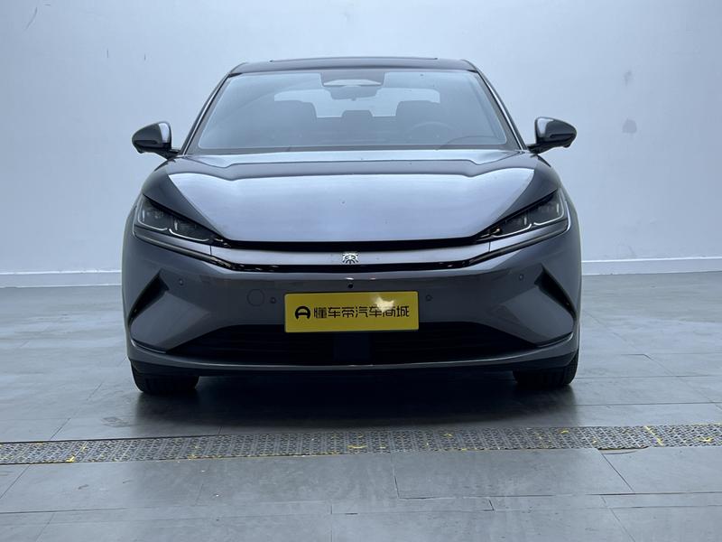 BYD Qin L EV 2025