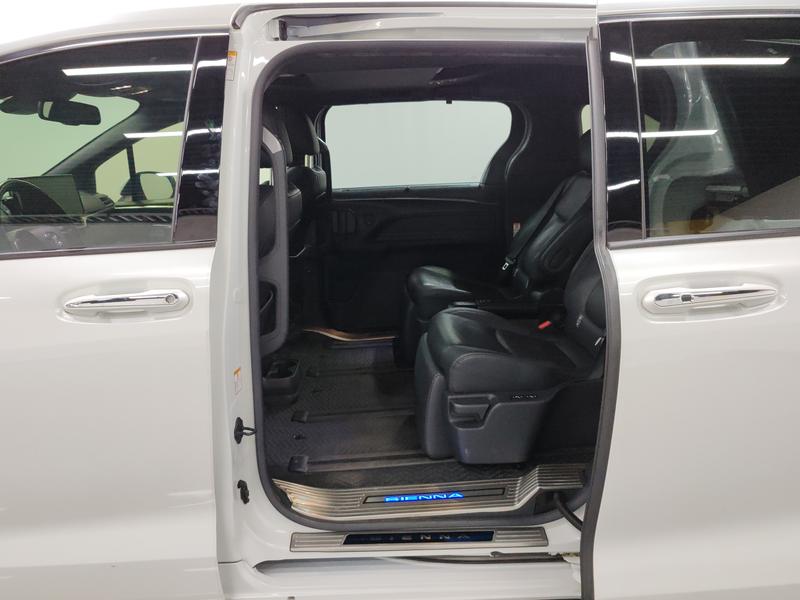 Toyota Sienna 2021