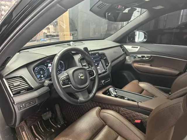 Volvo Volvo XC90 PHEV E-drive hybrid T8 Zhizun Deluxe Edition 7 Seats