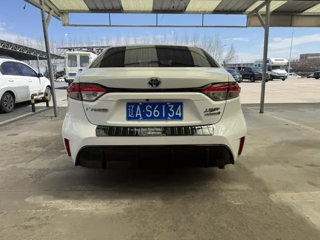 TOYOTA Lei Ling Dual engine 1.8L sports version
