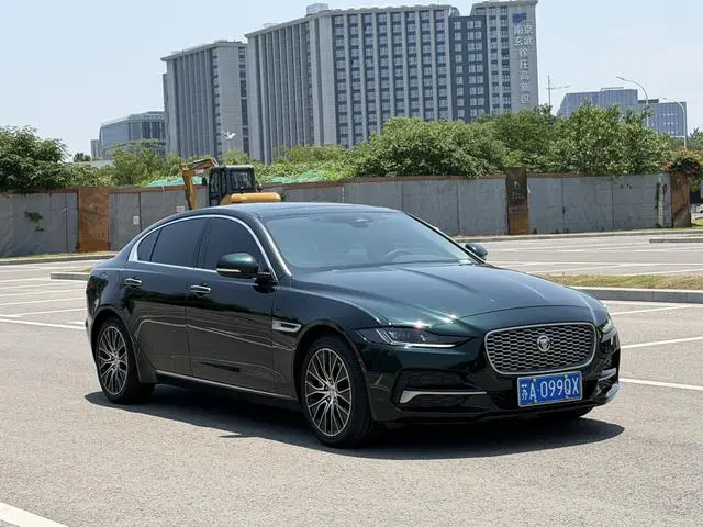 Jaguar Jaguar XEL 2.0T 250PS R-DYNAMIC SE Technology Sports Edition