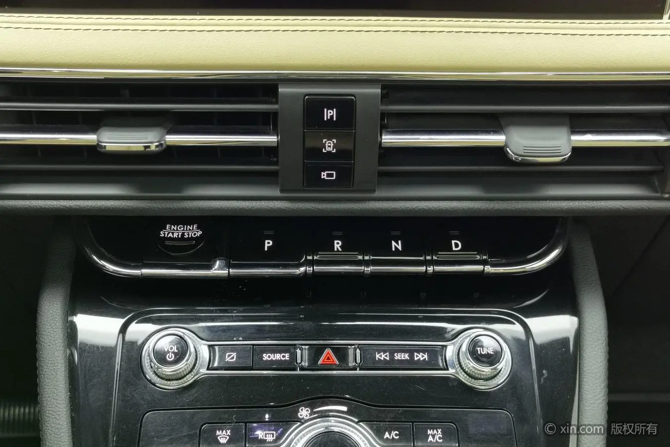 Lincoln Adventurer 2.0T four-wheel drive Zunya Edition