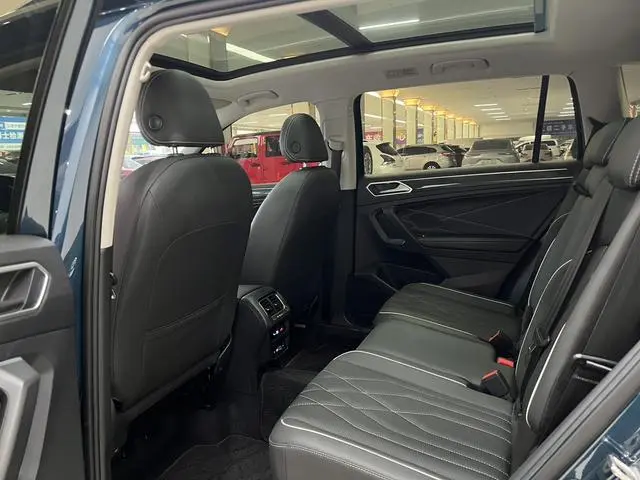Volkswagen Tiguan L 330TSI automatic two-wheel drive R-Line Premium edition