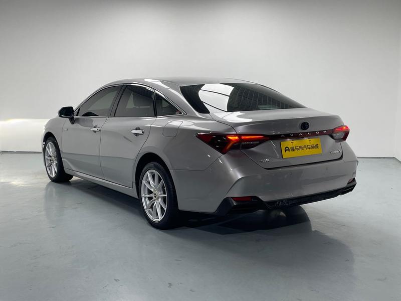 Toyota Asian Dragon 2019