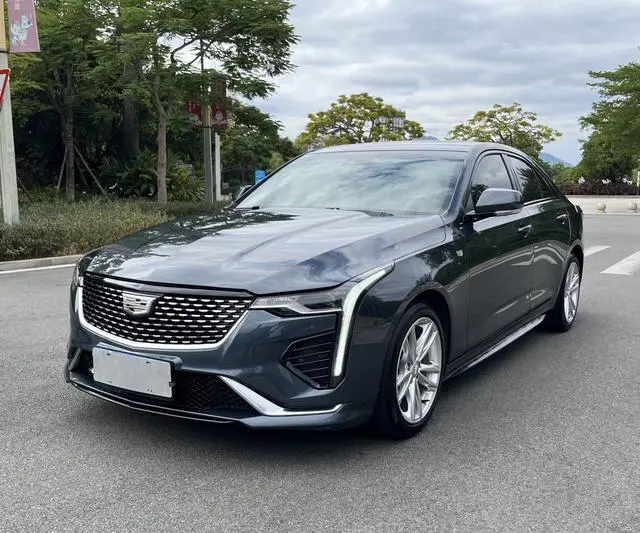 Cadillac Cadillac CT4 28T luxury