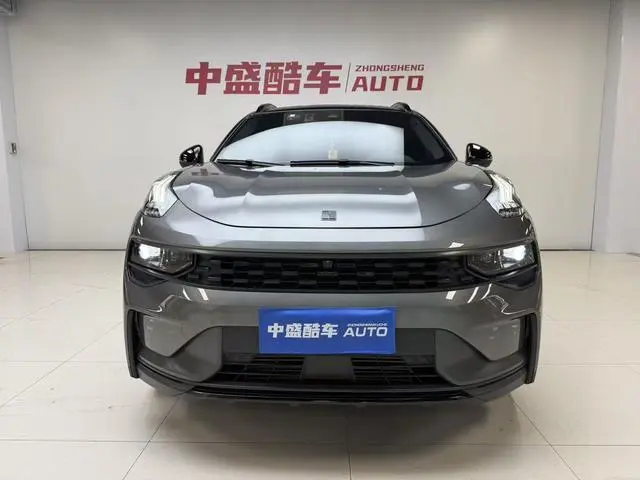 LYNK & CO Lynk 01 2.0TD four-wheel drive Halo