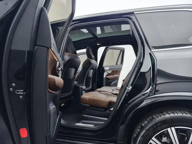 Volvo Volvo XC90 PHEV E-drive hybrid T8 Zhizun Deluxe Edition 7 Seats