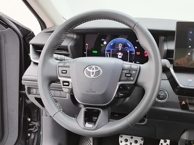 Toyota Camry 2026
