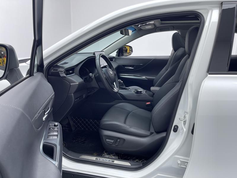 Toyota Venza  2022