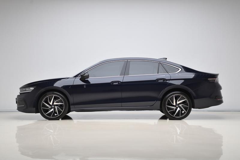Volkswagen Magotan 2024