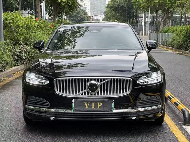 Volvo Volvo S90 PHEV T8 four-wheel drive long battery life Zhiyi Deluxe Edition
