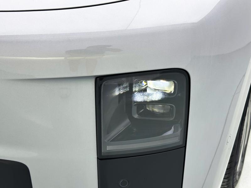 Li Auto Ideal i6 2025