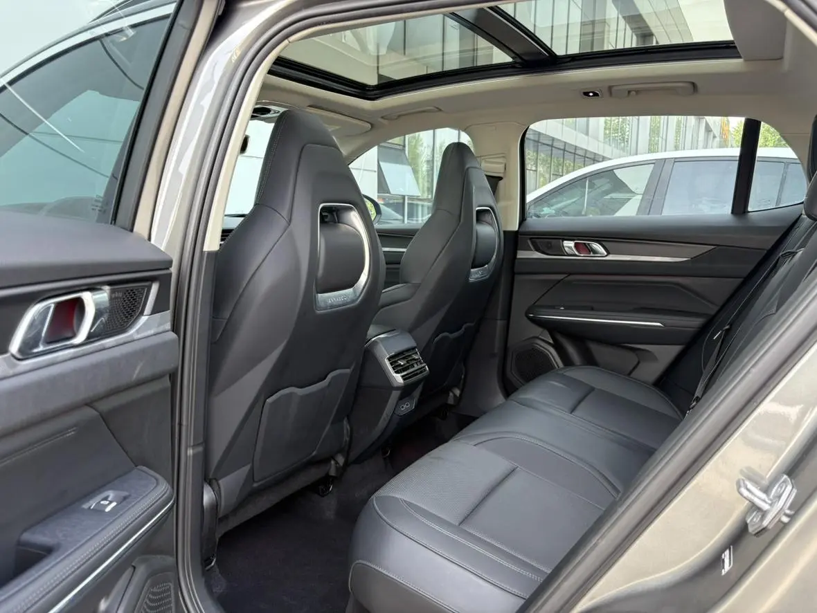 LYNK & CO Lynk 01 2.0TD two-wheel drive Pro