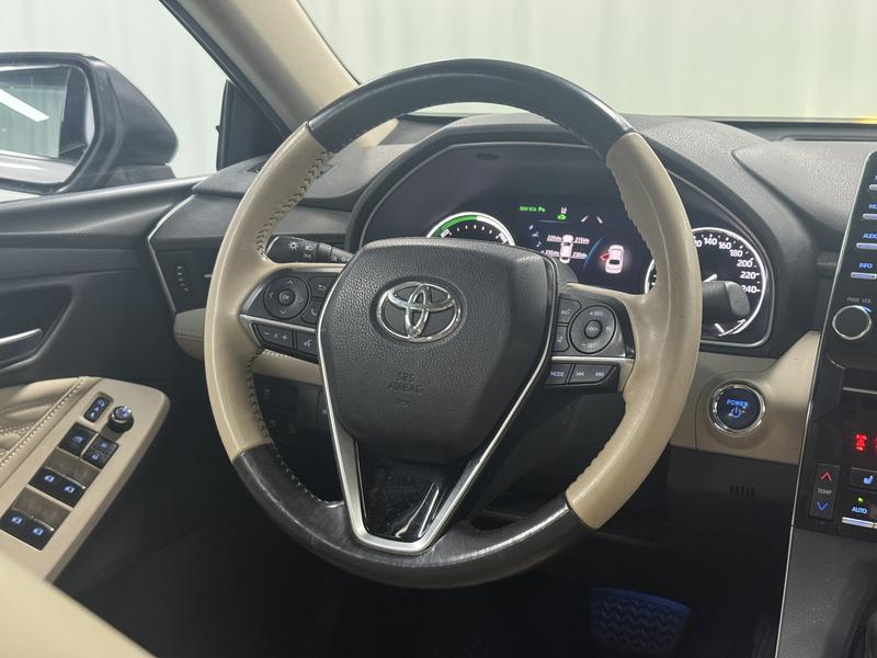 Toyota Asian Dragon 2019