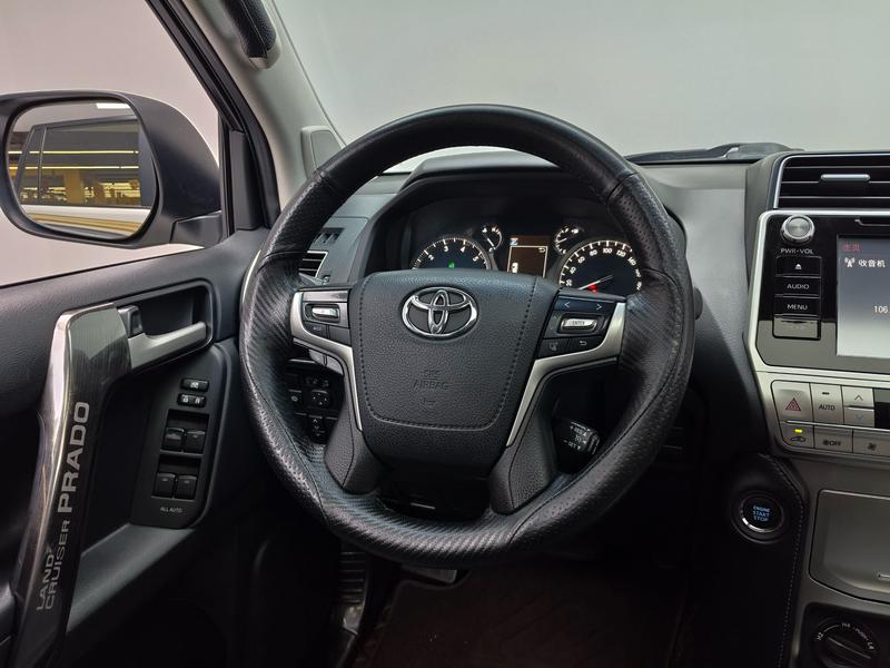 Toyota Prado 2018