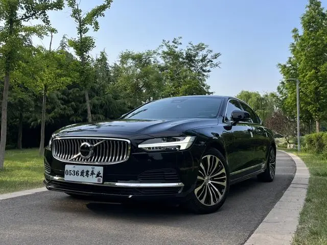 Volvo Volvo S90 PHEV T8 four-wheel drive long battery life Zhiyi Deluxe Edition