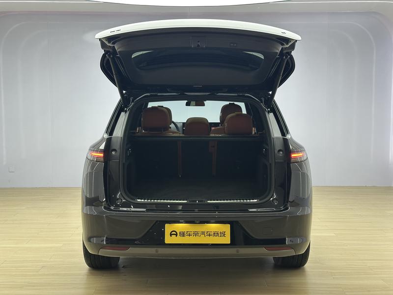 Li Auto Ideal L7 2023
