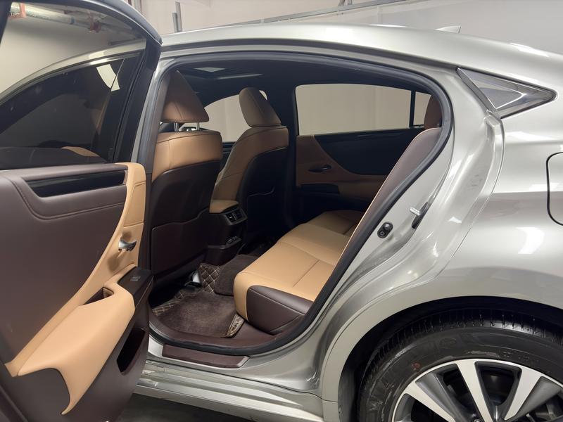 Lexus Lexus ES 2020
