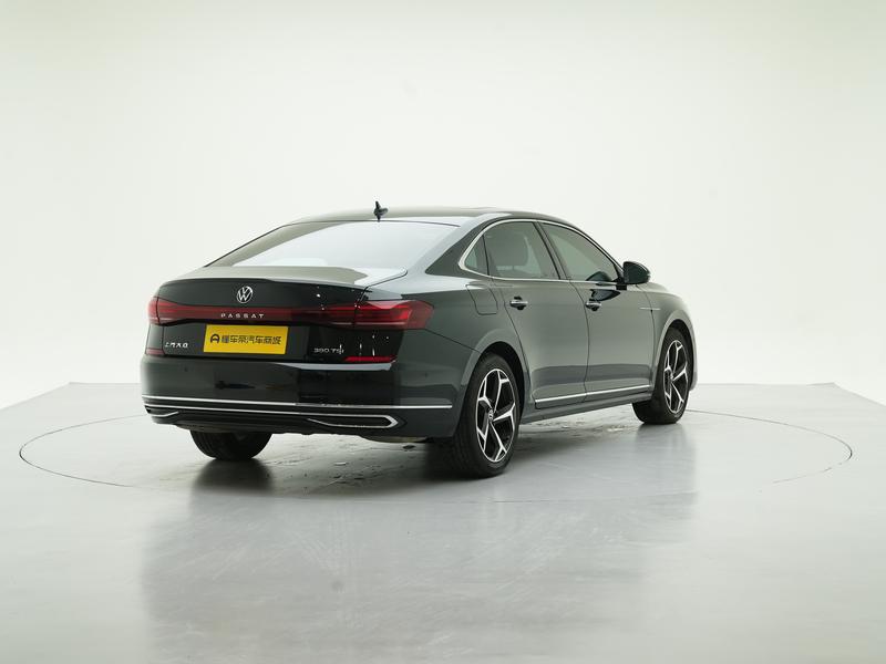 Volkswagen Passat 2024