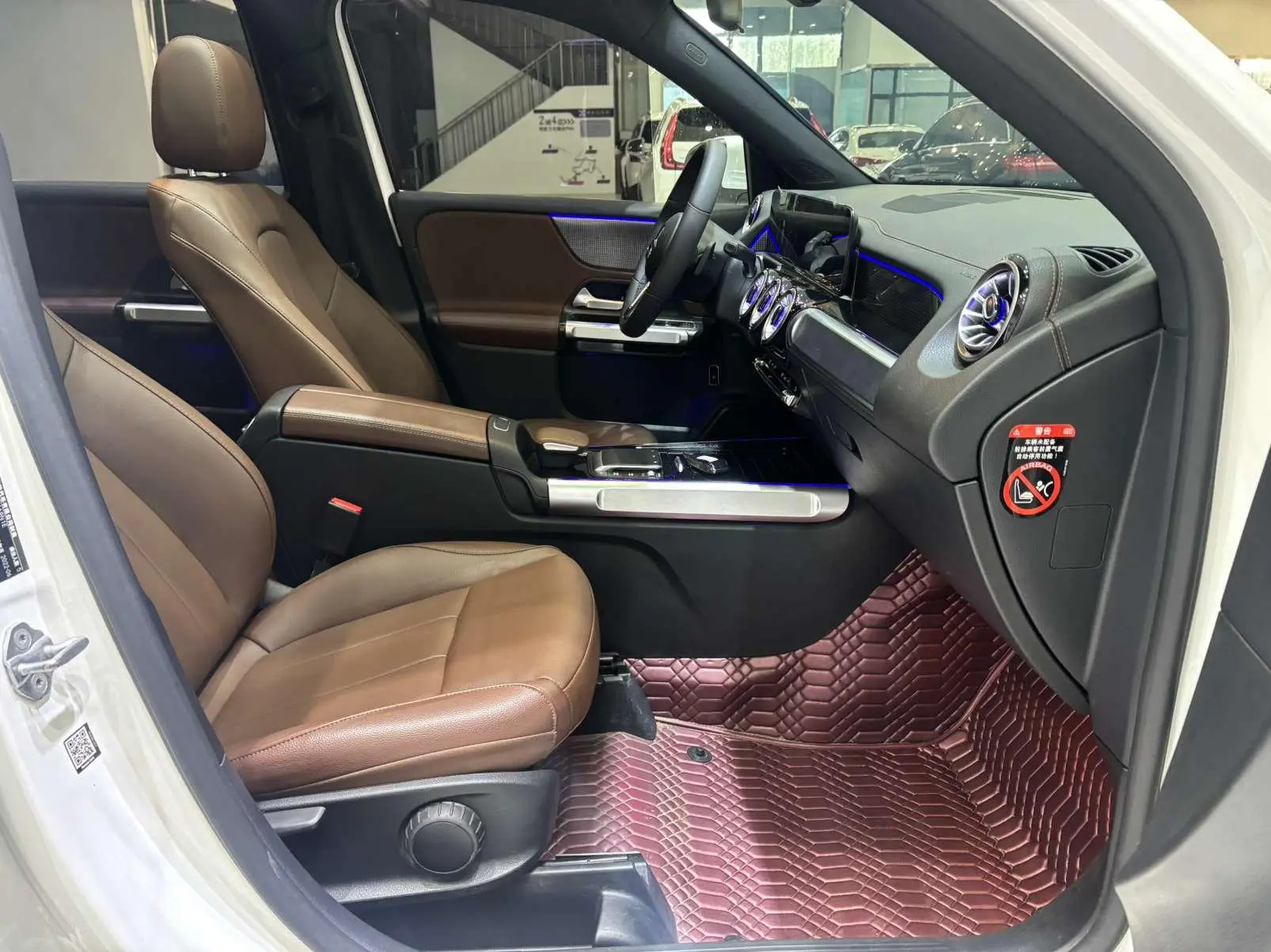 Mercedes-Benz Mercedes-Benz GLB GLB 220 dynamic type