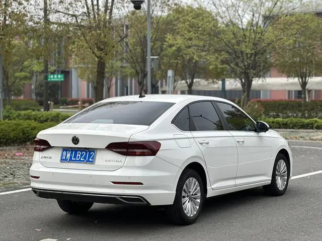 Volkswagen Lavida 1.5L automatic comfort version