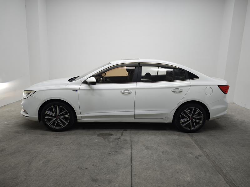 Roewe Roewe i5 2019