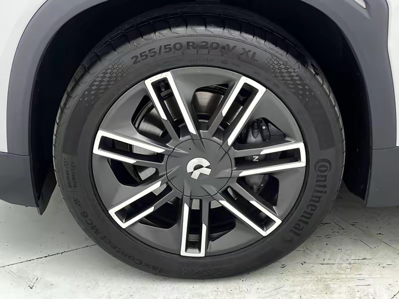 NIO NIO ES6 2020