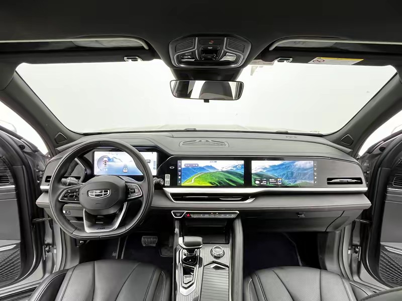 Geely Emgrand L 2024