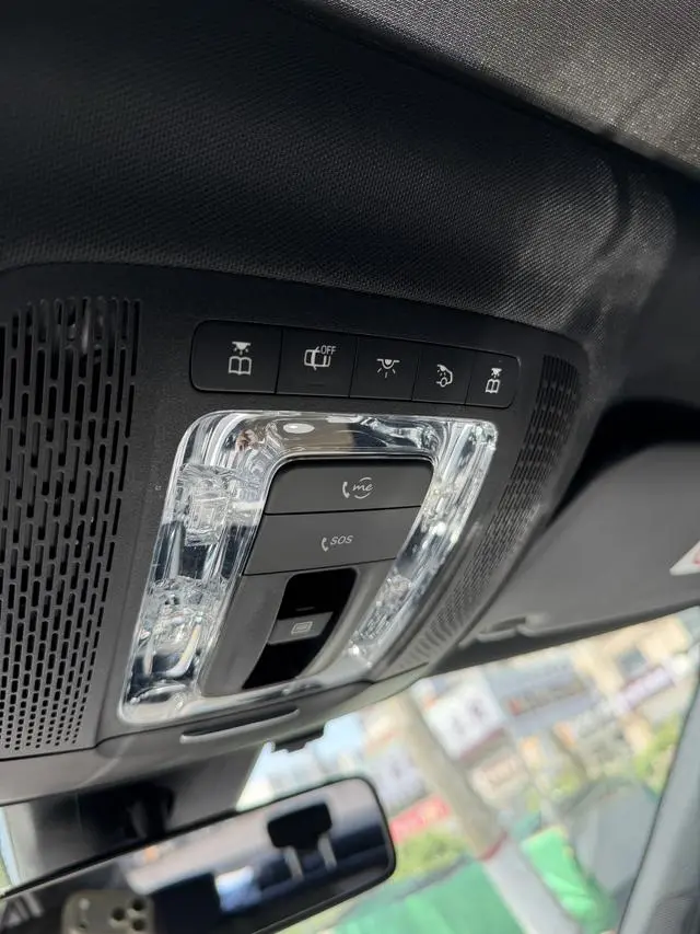 Mercedes-Benz Mercedes-Benz A-class Facelift A 200 L sports sedan