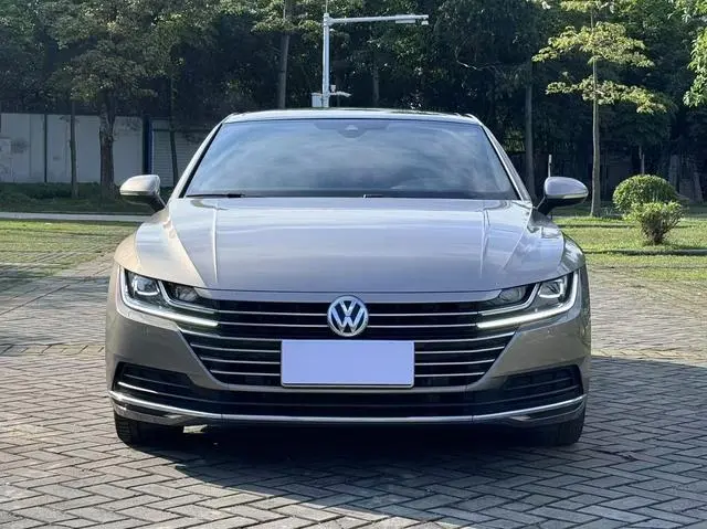 Volkswagen Volkswagen CC 330TSI Charm Edition Country VI